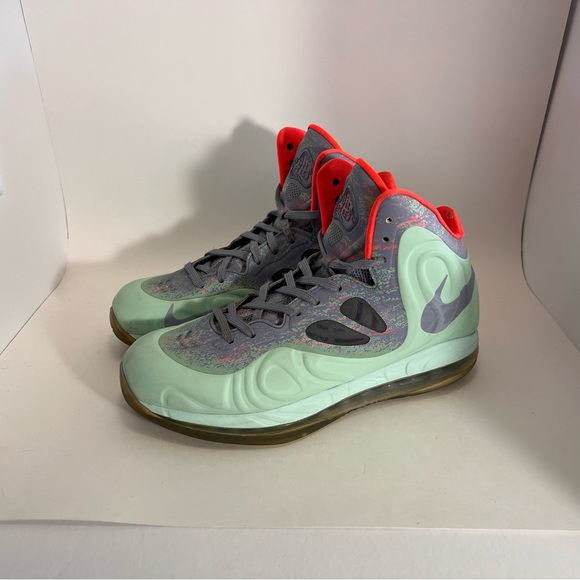 christmas hyperposite